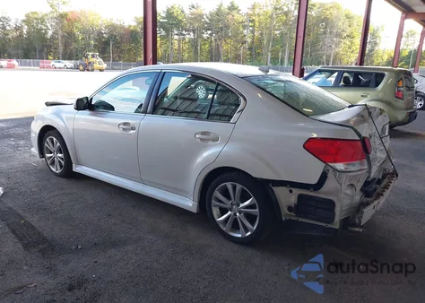 2013 Subaru Legacy 3.6R Limited из США, поврежденный, VIN 4S3BMDL65D2042601